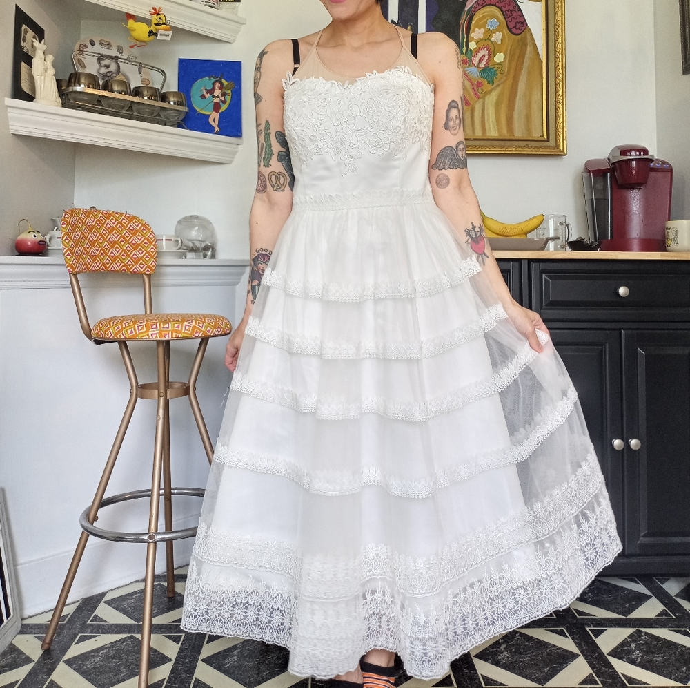 Sleeveless Wedding dress 1X, no tag